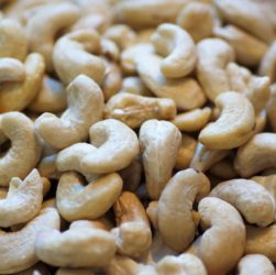 Cashews Fruits Foodstuffs Organic  - ivabalk / Pixabay