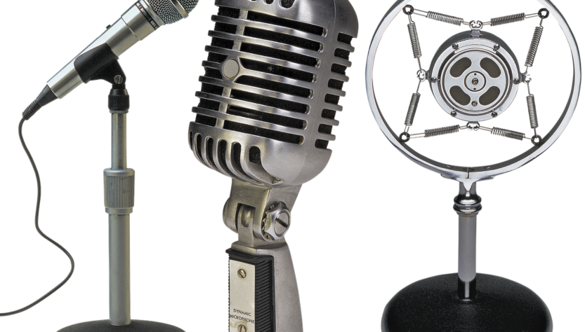 Microphone Sound Recording Radio  - AlLes / Pixabay