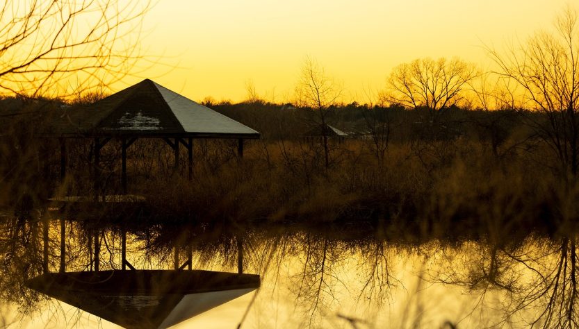 Gazebo Pond Sunset Sunrise Dawn  - myough / Pixabay